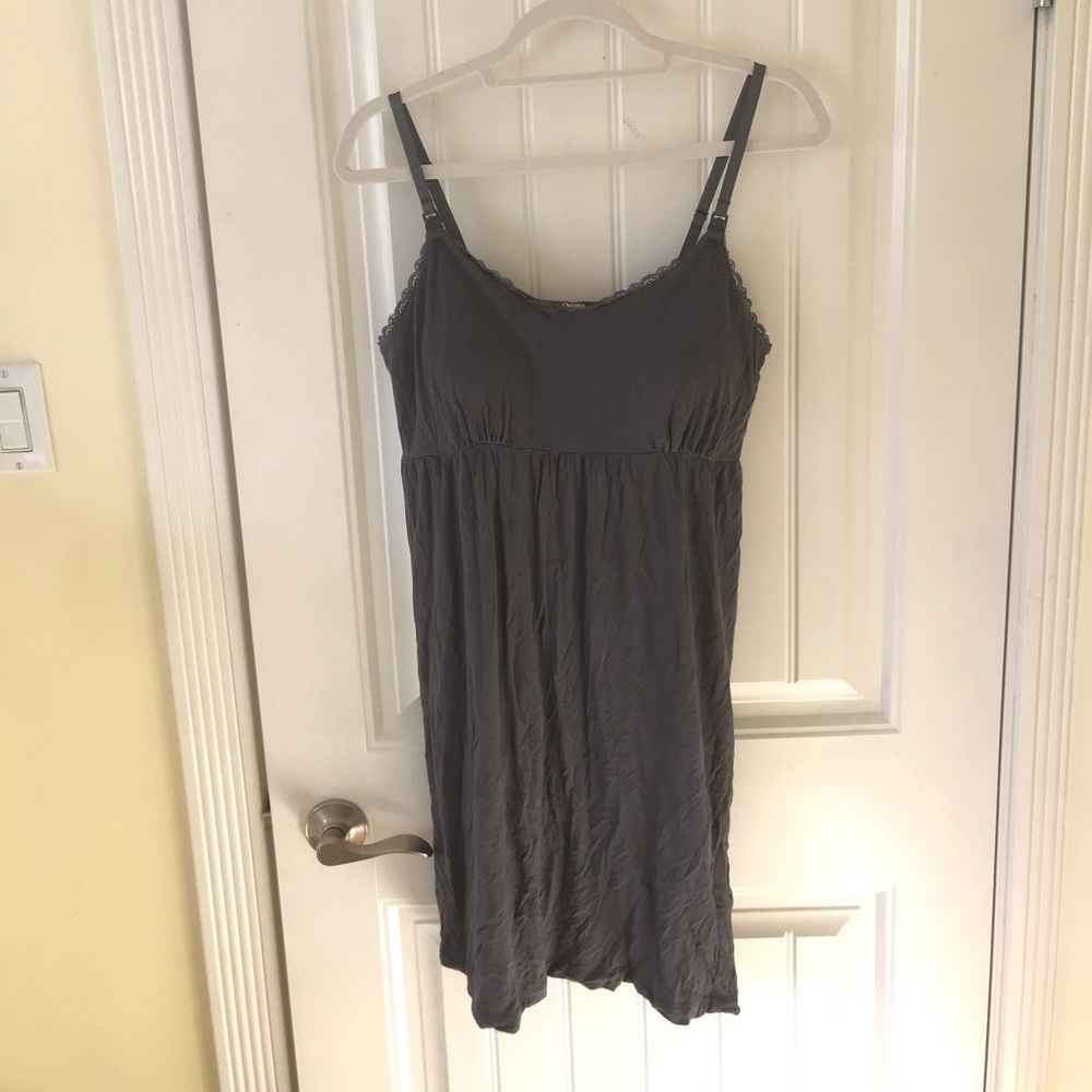Nursing nightgown